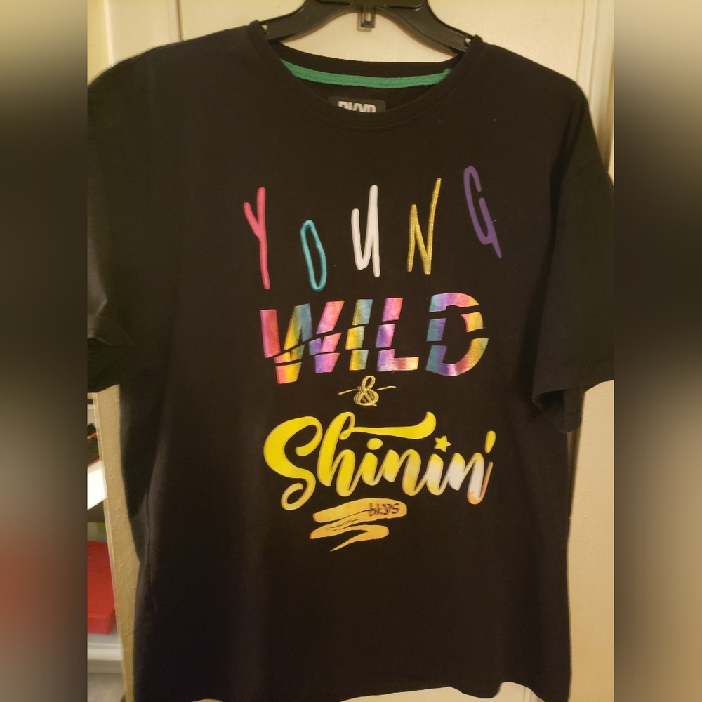 Black Graphic T-Shirt Size 4XL